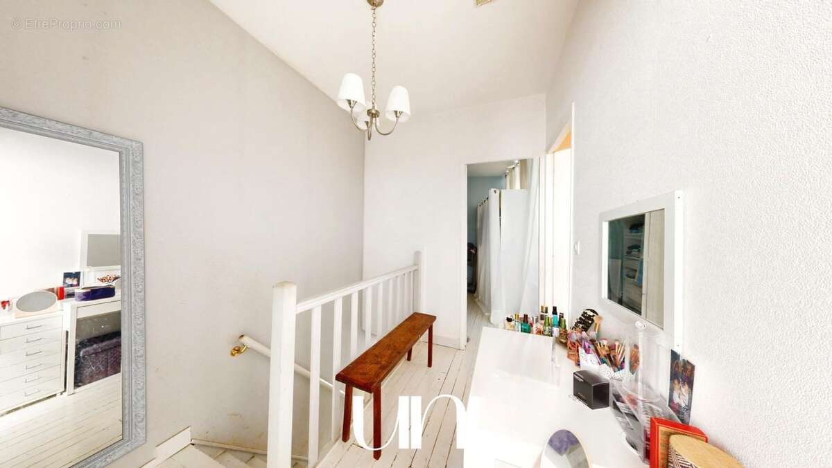 Maison à MAY-SUR-ORNE