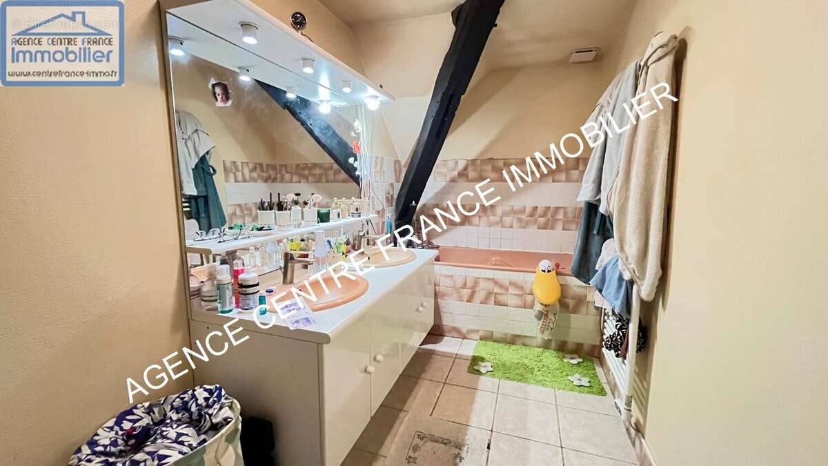 Bourges-Centre. Appartement de 3/4 pièces en duplex - photo 7