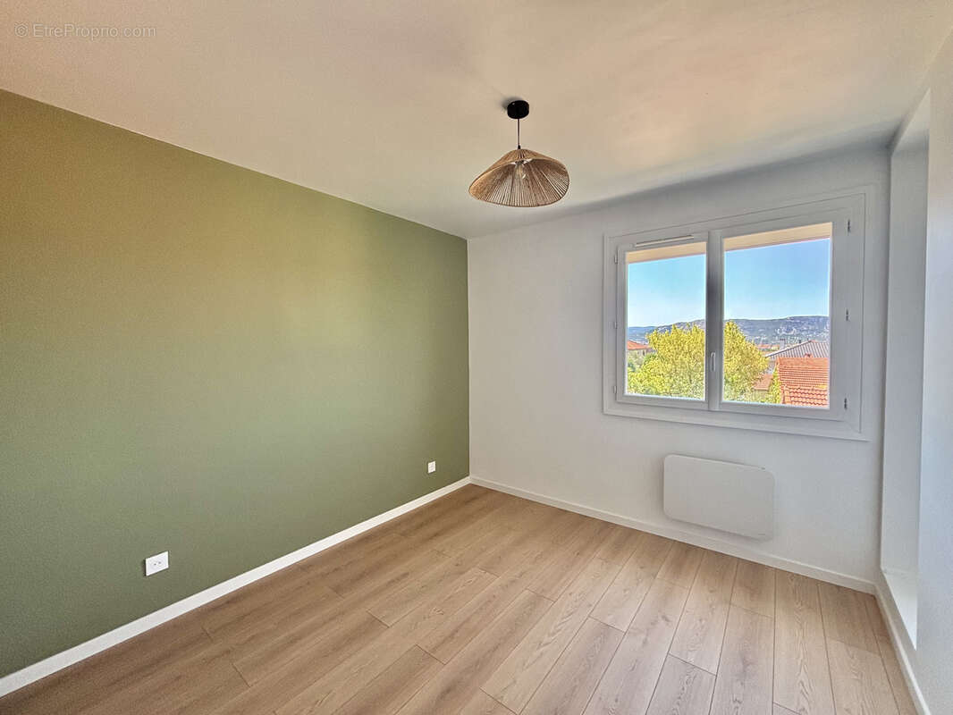 Petit charran   appartement t3 rénové   55 m2   balcon   vue sur crussol - photo 6
