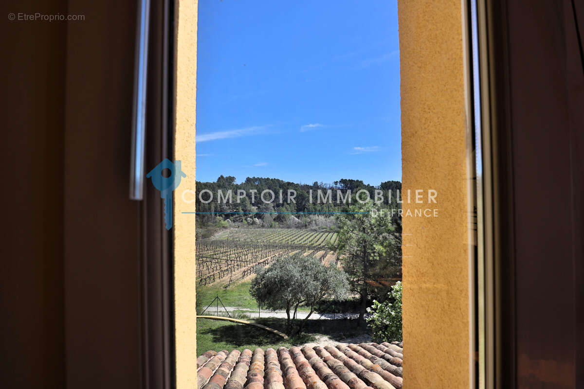 Maison à SAINT-SATURNIN-LES-APT