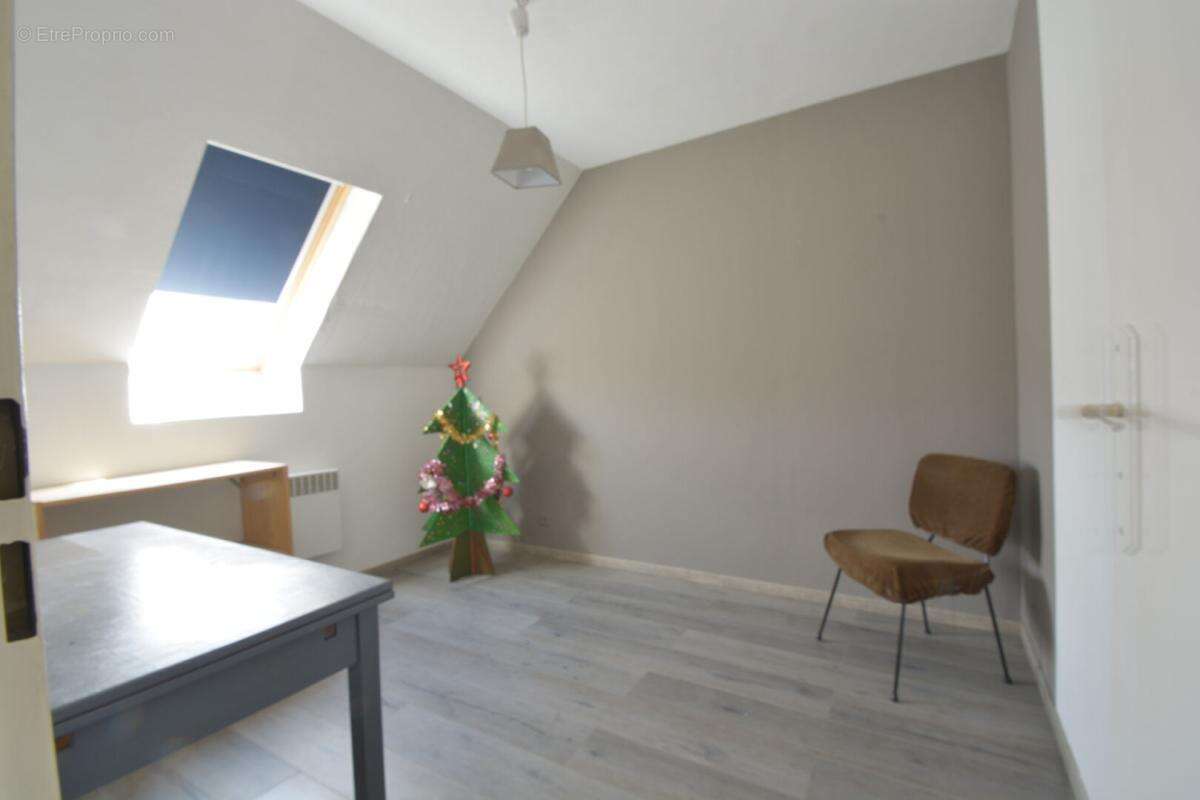 Maison à VARENNES-SUR-SEINE