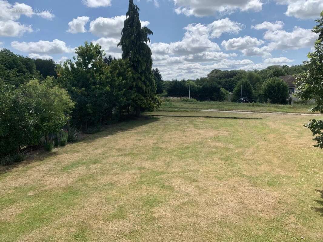 Maison à SAINT-YRIEIX-LES-BOIS