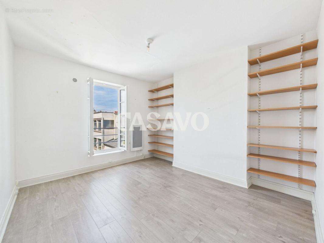 Appartement à PARIS-11E