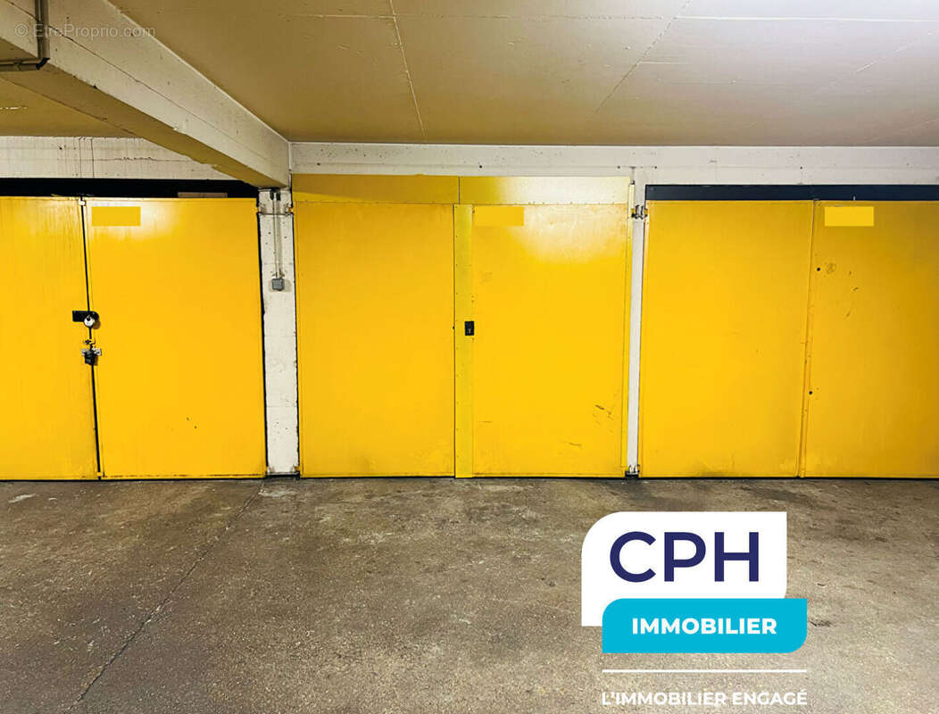 Parking à PARIS-12E