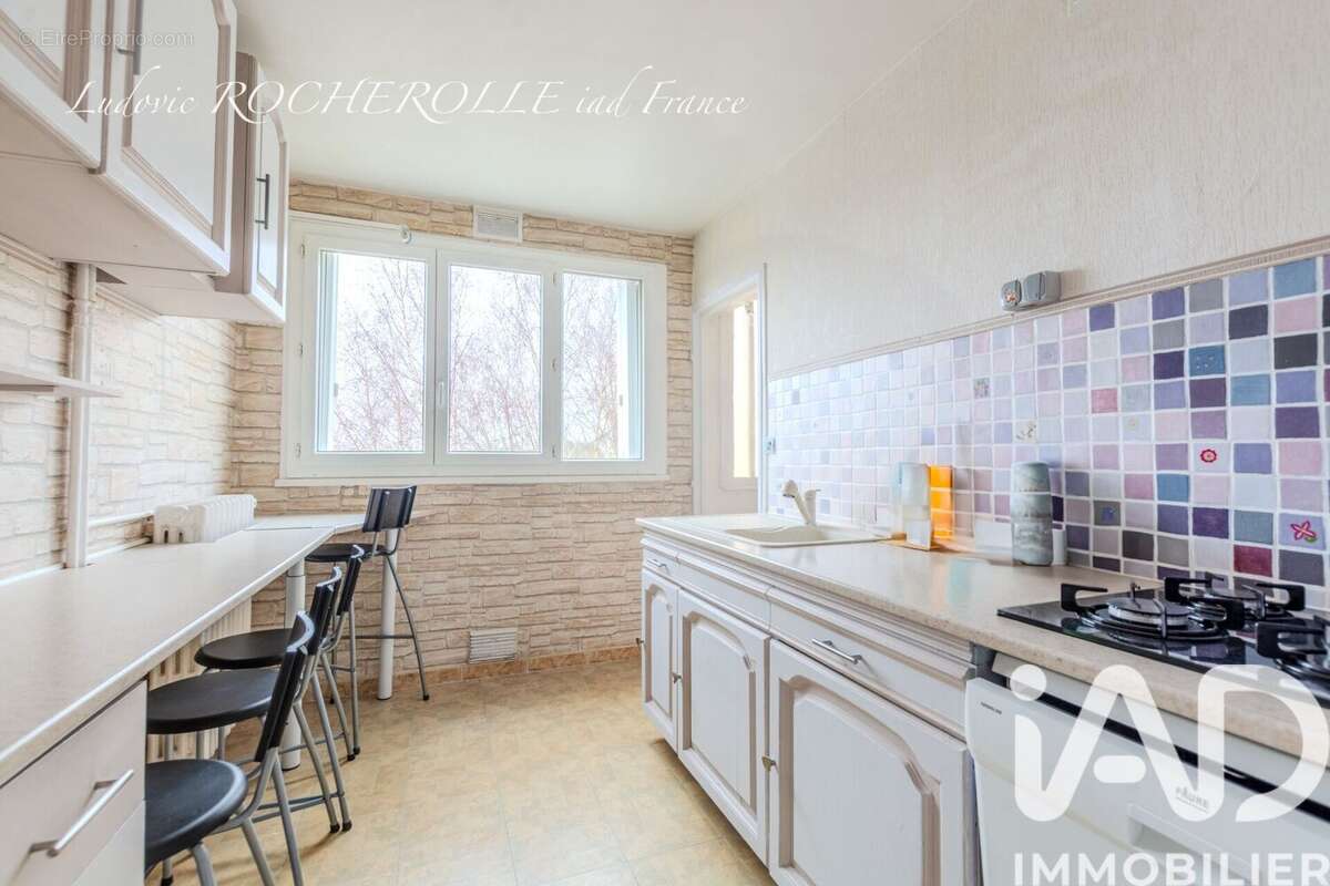 Photo 2 - Appartement à BALLANCOURT-SUR-ESSONNE