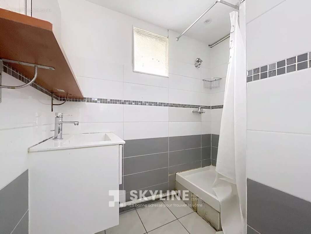Appartement à MARSEILLE-14E