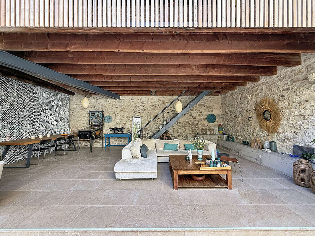 Maison à ARAMON