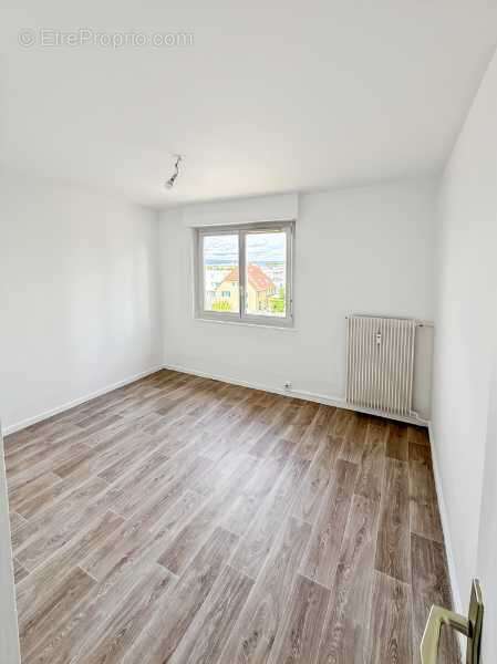 Appartement 86 m² à Illzach  - photo 8