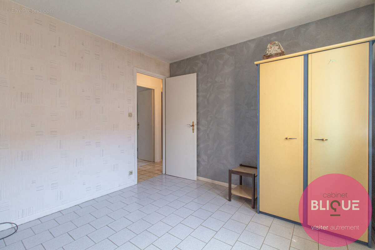 Maison à AZELOT