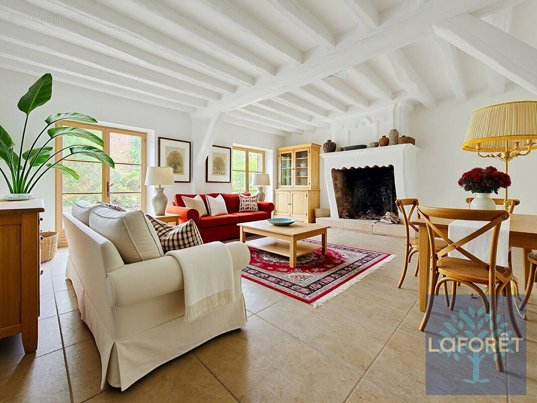 Maison à MORIGNY-CHAMPIGNY