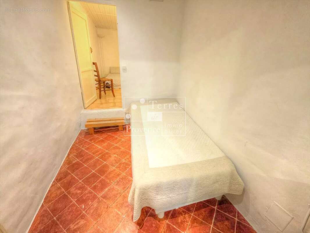 Charmante maison de village à Aups, 71 m², 2 chambres - photo 11
