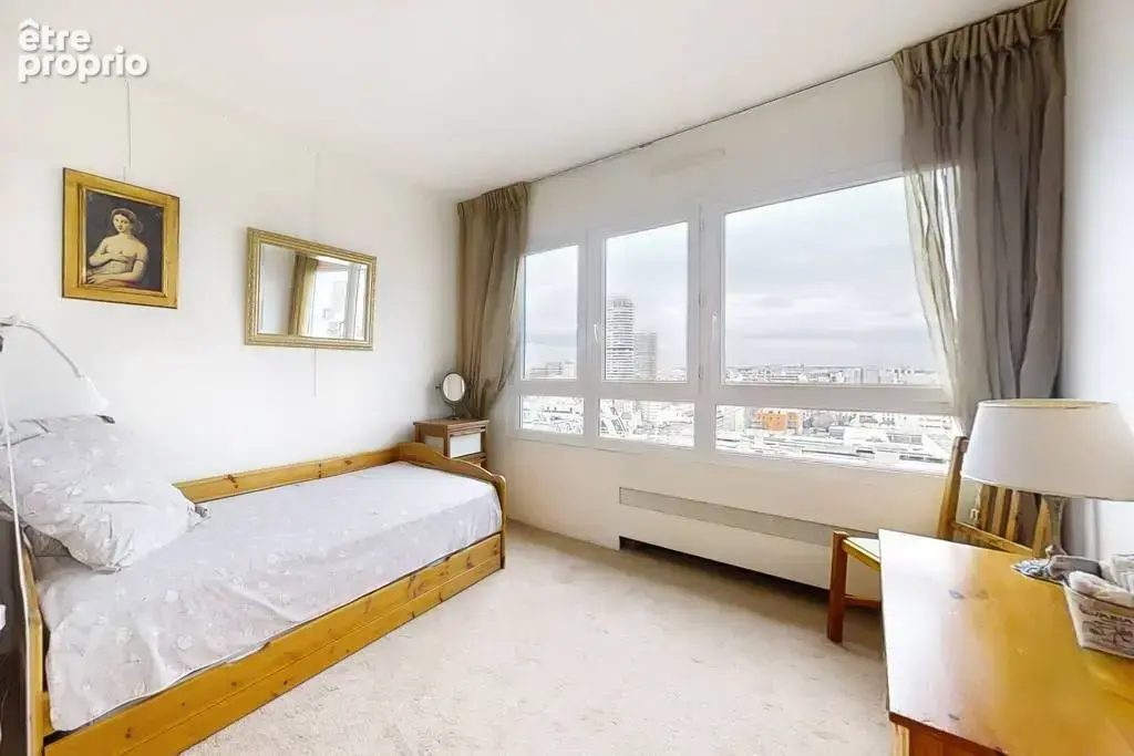 Paris 13°, au pied du metro les olympiades, superbe appartement de  4 p 82 m2 - photo 7