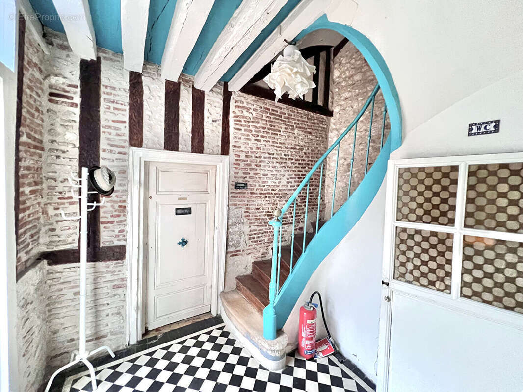 Maison de ville 252m² à orléans - photo 7