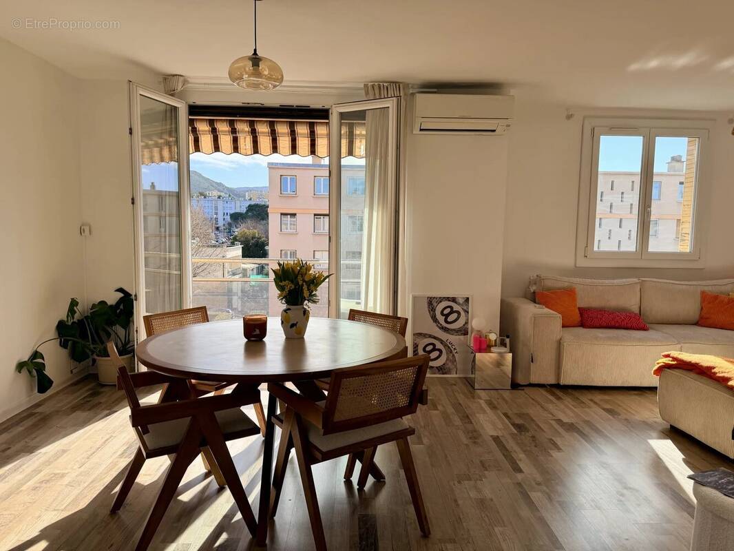 Appartement à MARSEILLE-10E