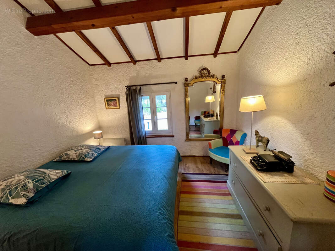 Gruissan, à 3kms des plages, maison de caractère rénovée avec 5 chambres, sur un parc de 2,5 hectares, avec pi - photo 38