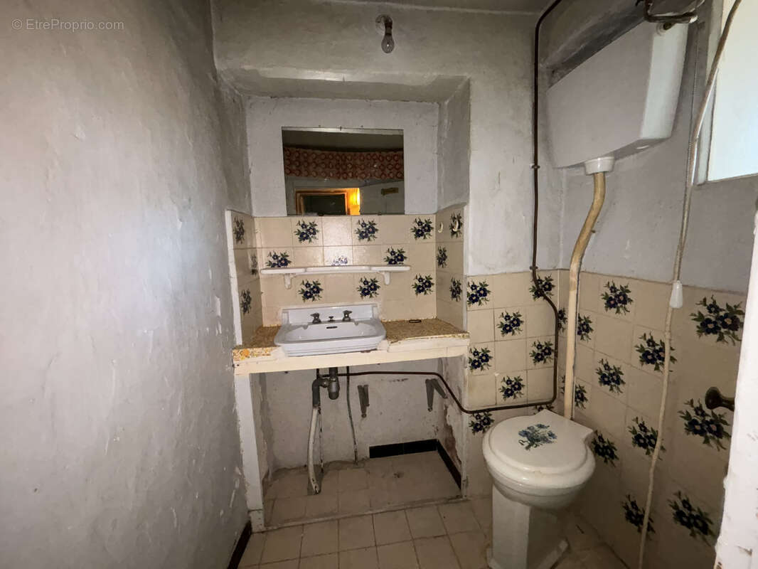 Maison à MIRABEL-AUX-BARONNIES