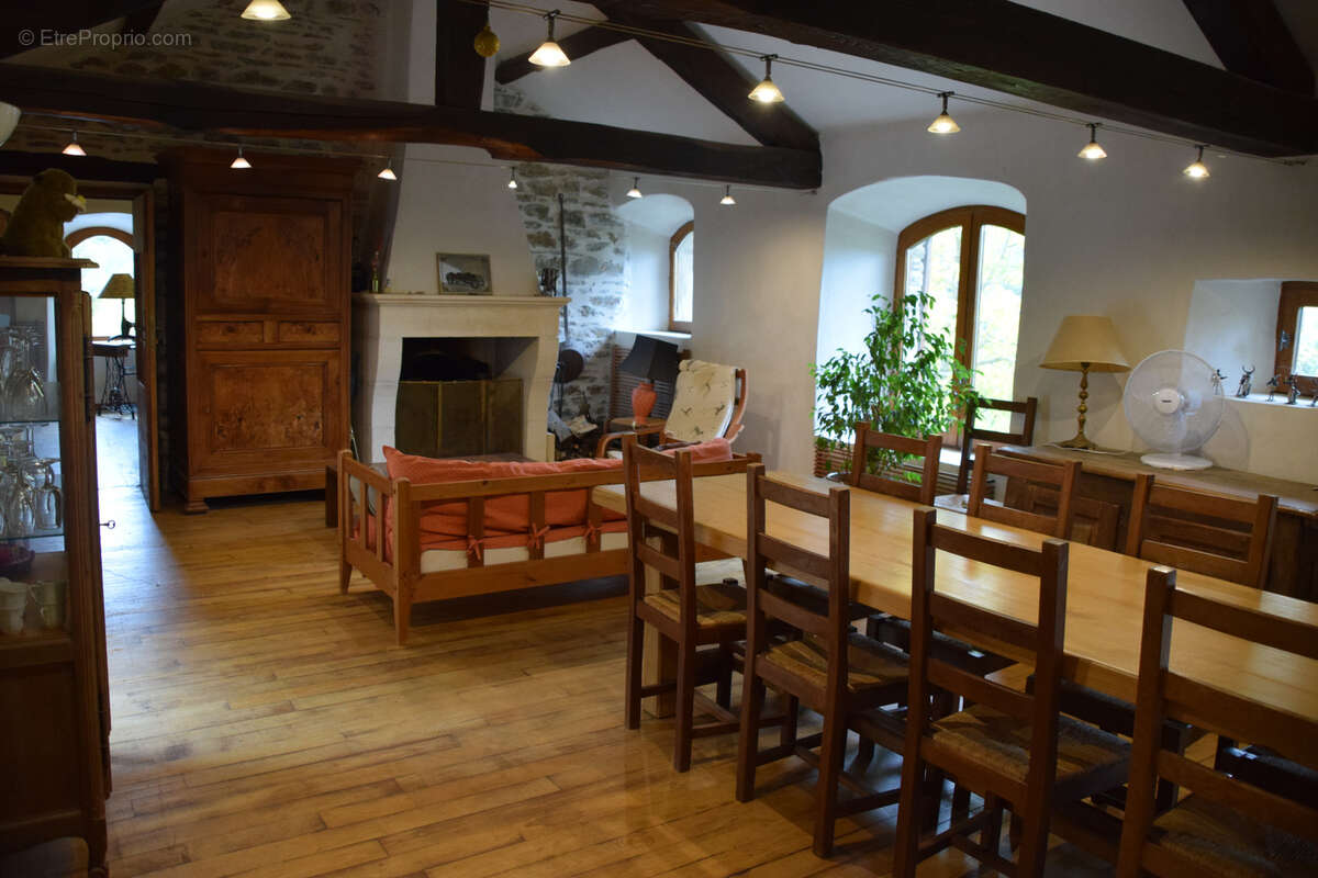 Maison à SAINT-PRIVAT-DE-VALLONGUE