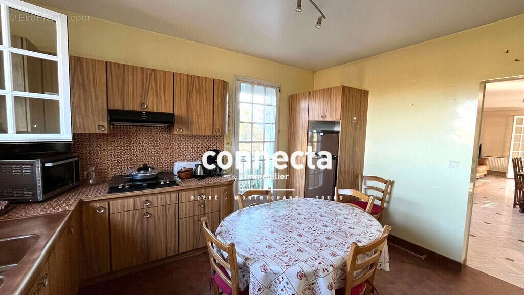 Maison à MONTRICHARD