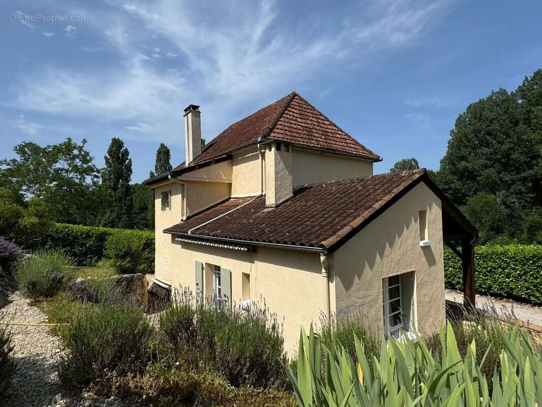 Maison à DEGAGNAC