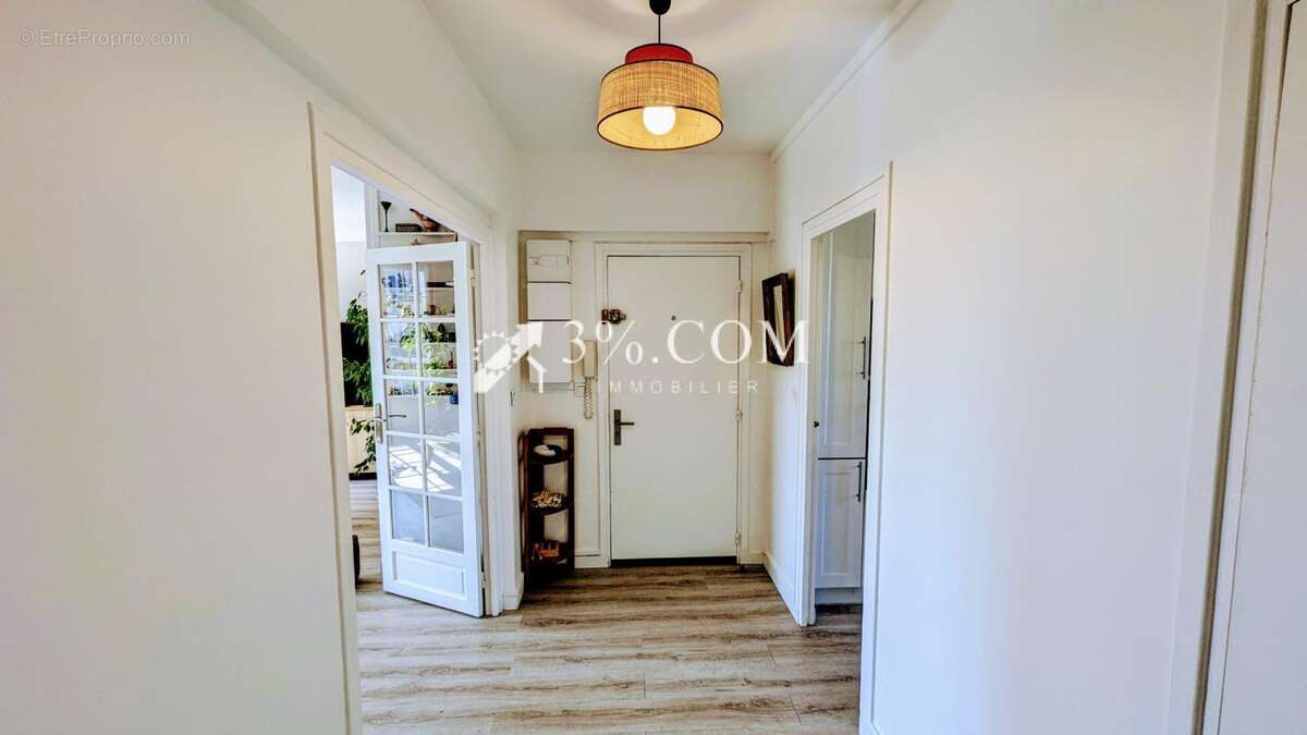 Appartement à VERSAILLES