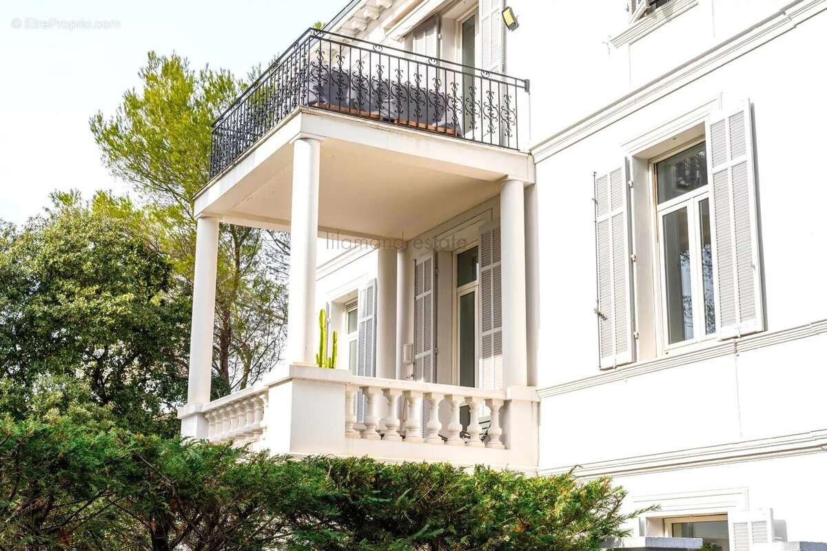 Appartement à LE CANNET
