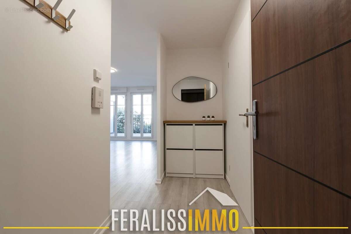 Appartement à VAUREAL