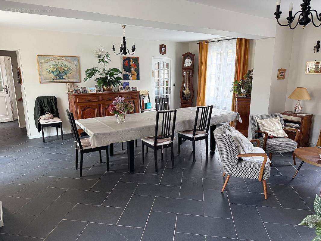 Maison à CINQUEUX