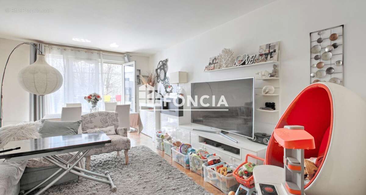 Appartement à LE KREMLIN-BICETRE