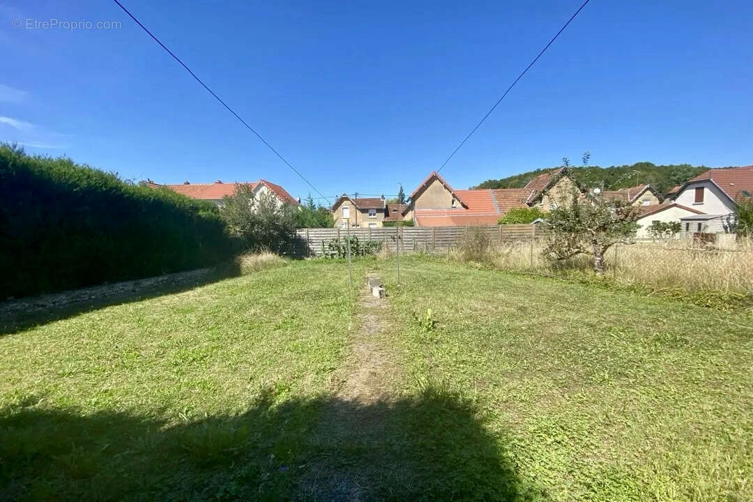 Maison à TUCQUEGNIEUX