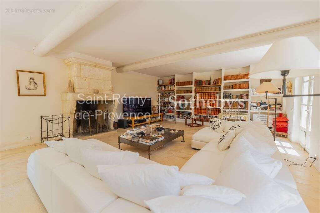 Maison à MAUSSANE-LES-ALPILLES