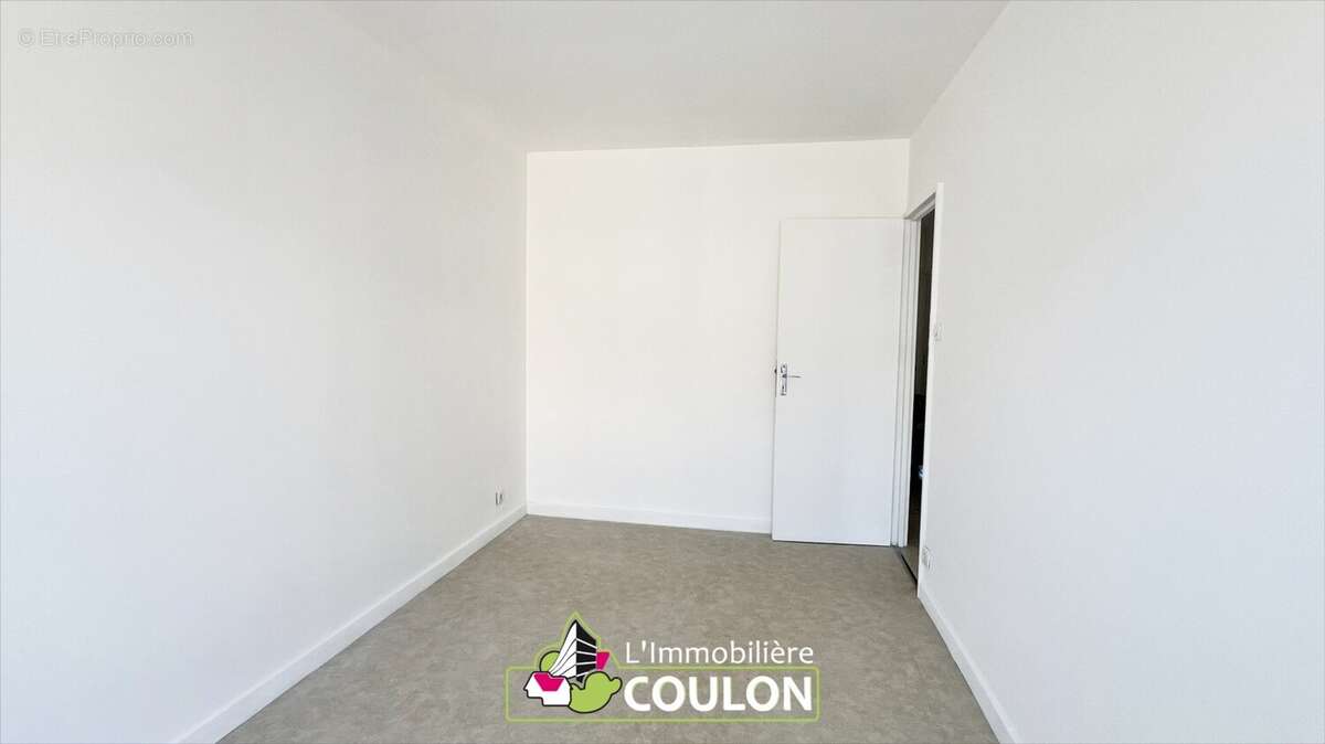 54 ter avenue Édouard Michelin - photo 12
