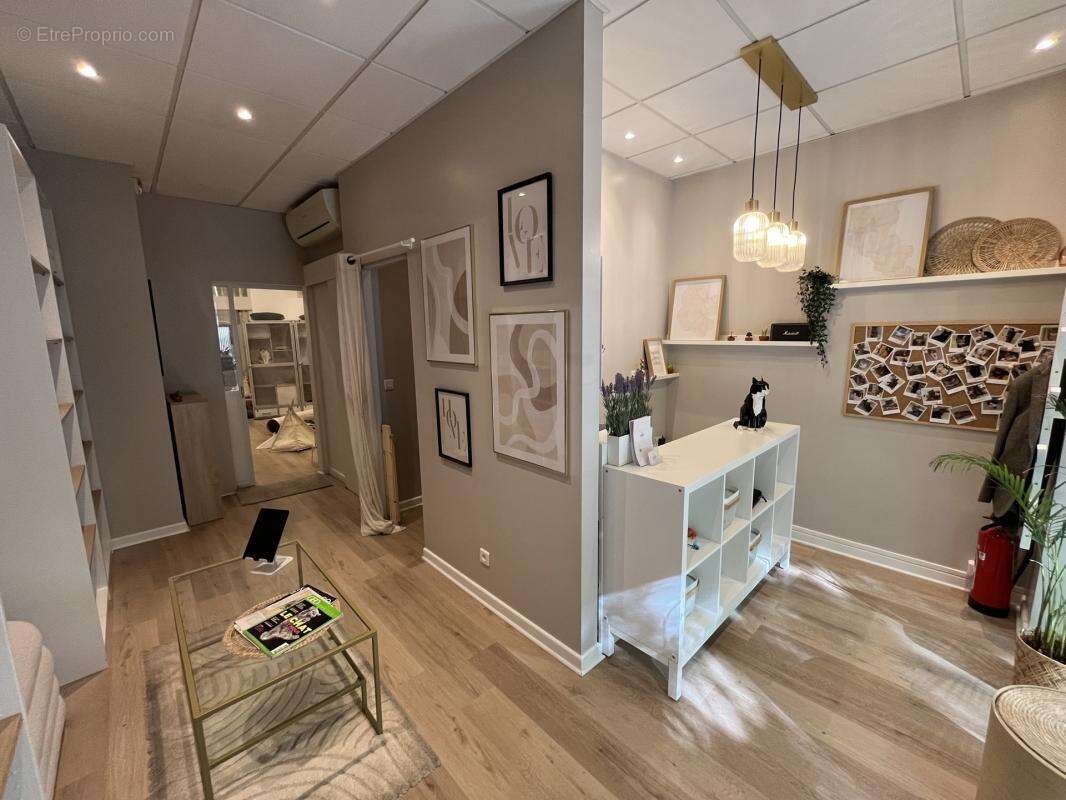 Commerce à BEAUSOLEIL