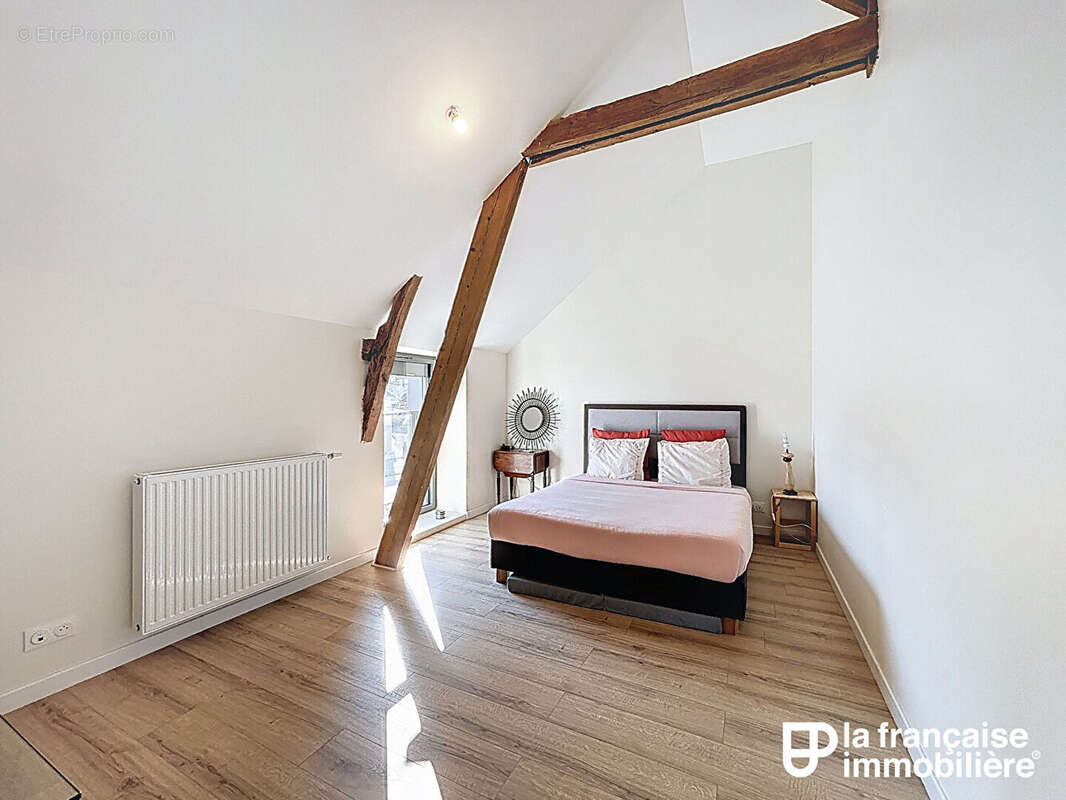 Maison à VEZIN-LE-COQUET