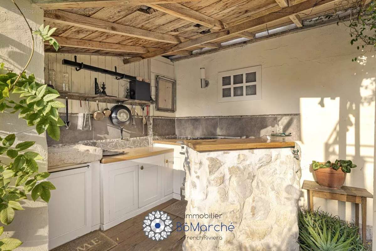 Maison à CAGNES-SUR-MER