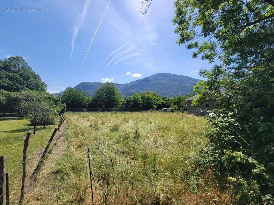 Terrain 737 m² à Fronsac  - photo 2