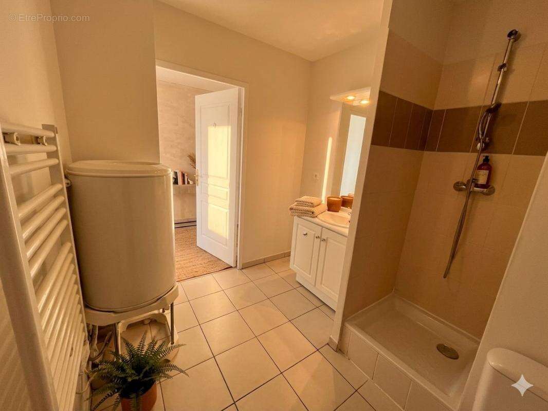 Appartement à Vendre avec terrasse et box fermé - photo 3