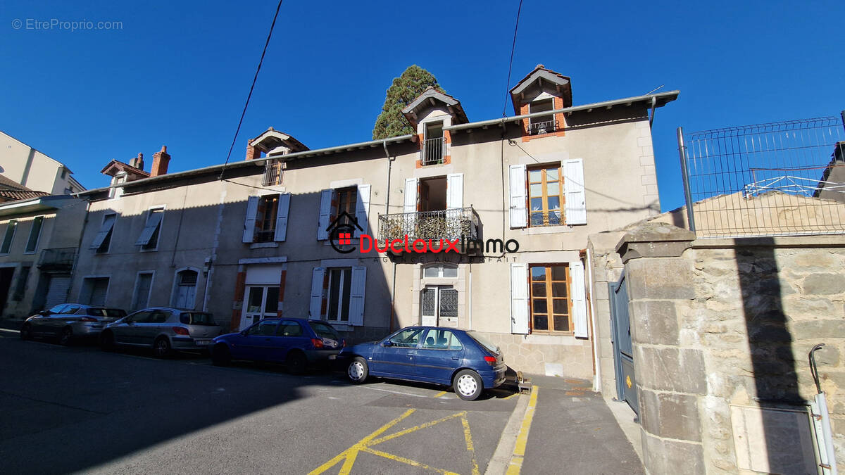 Appartement à AURILLAC