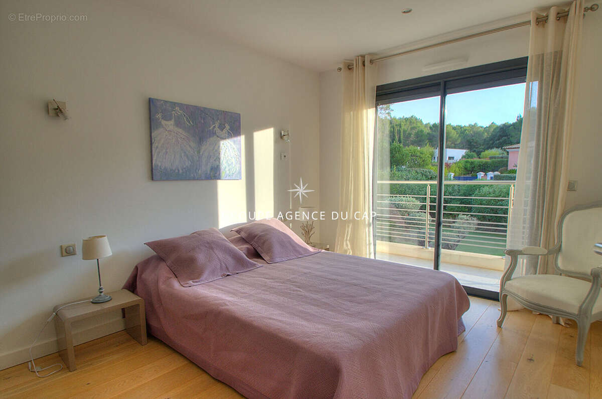 Maison à SAINT-RAPHAEL