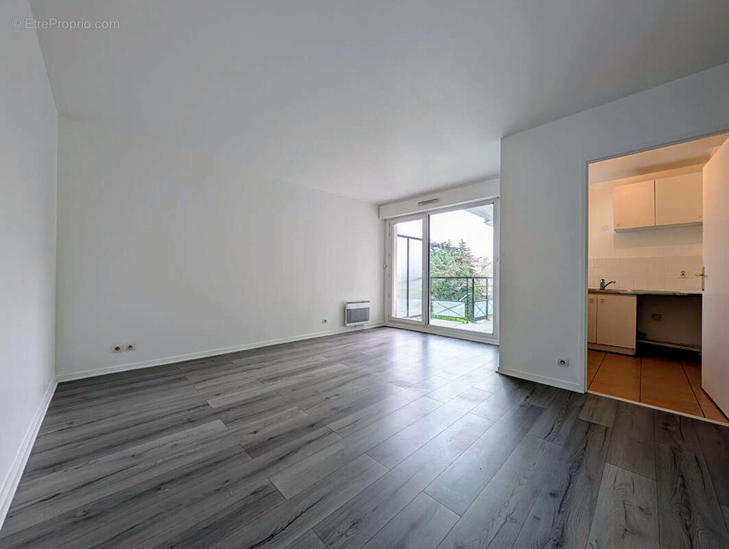 Appartement à SARTROUVILLE