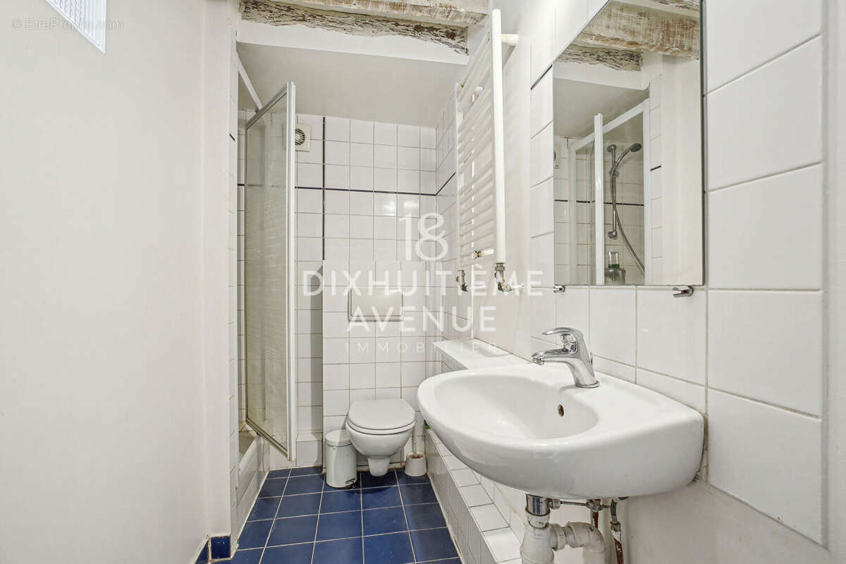 Appartement à PARIS-18E