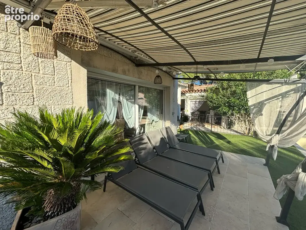 Maison de 120m2 avec Piscine en bordure de Tresques - photo 2