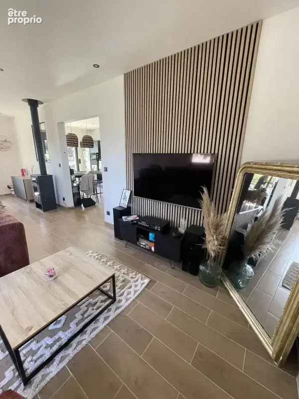 Maison 167 m² à Grezieu-La-Varenne  - photo 3