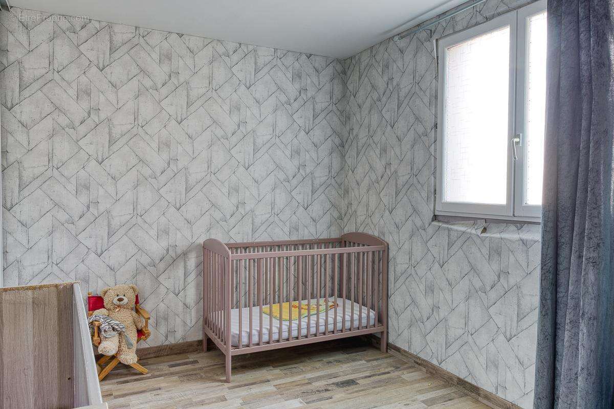 Maison 160 m² à Auberives-Sur-Vareze  - photo 16