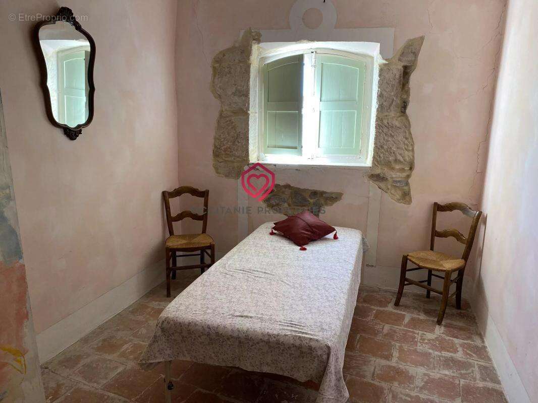 Maison à GINESTAS