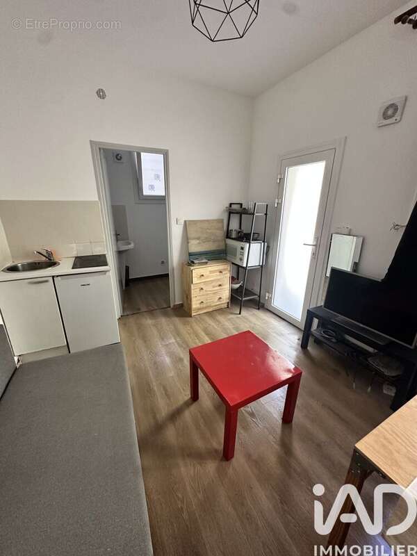 Photo 2 - Appartement à NIMES