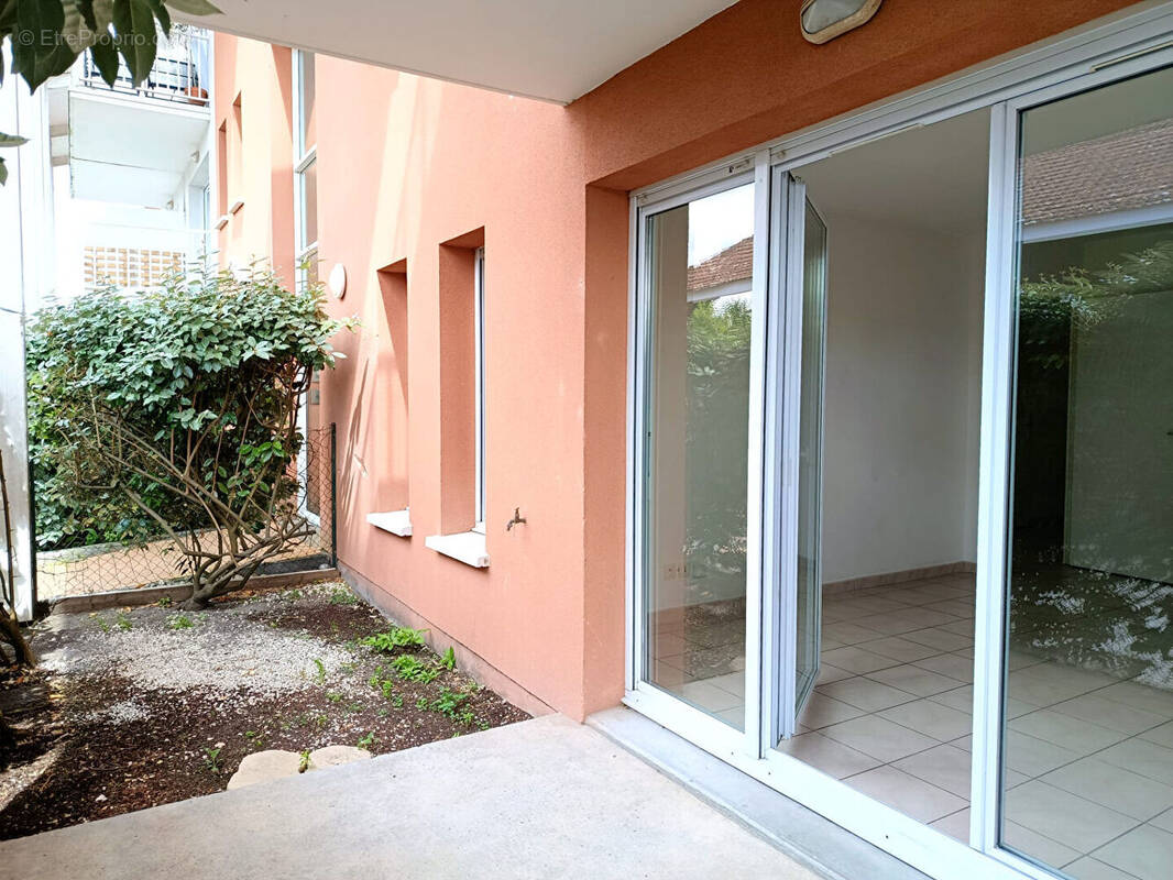 Appartement à LE BARP