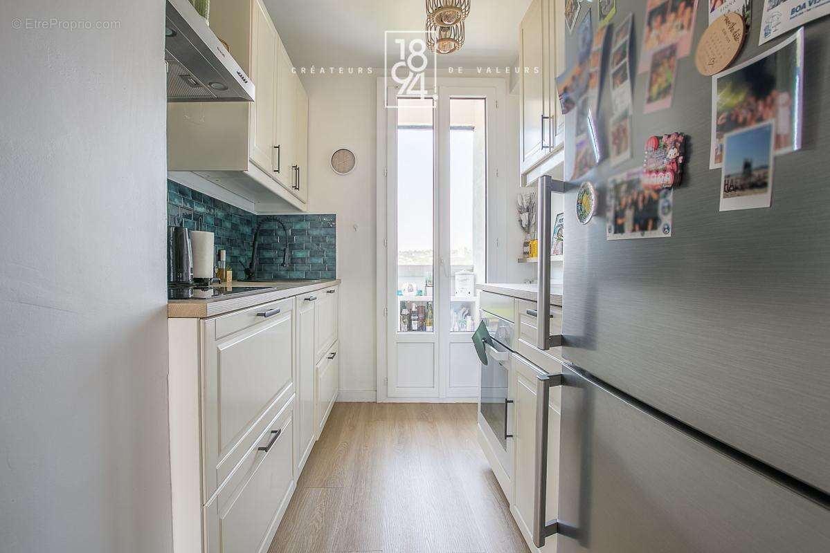 Appartement à MARSEILLE-8E