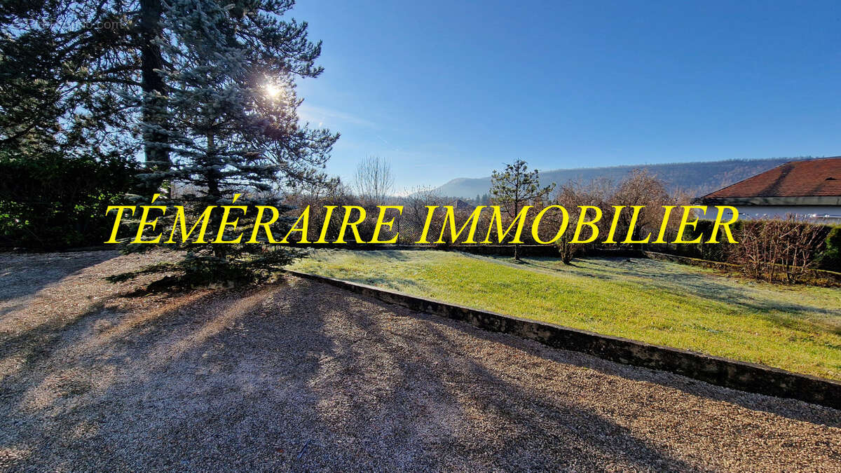 Maison à CHAMPAGNOLE