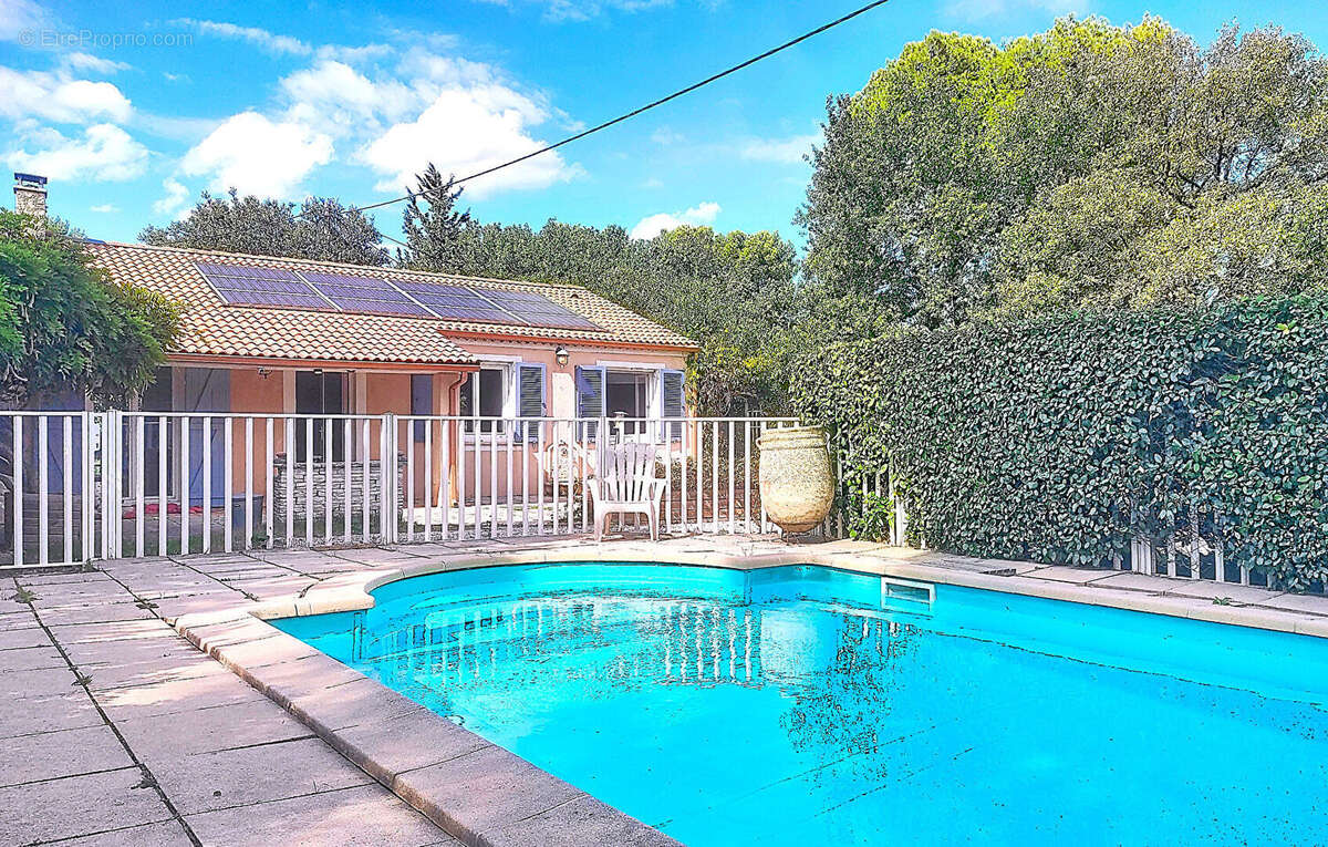 Maison à POURRIERES