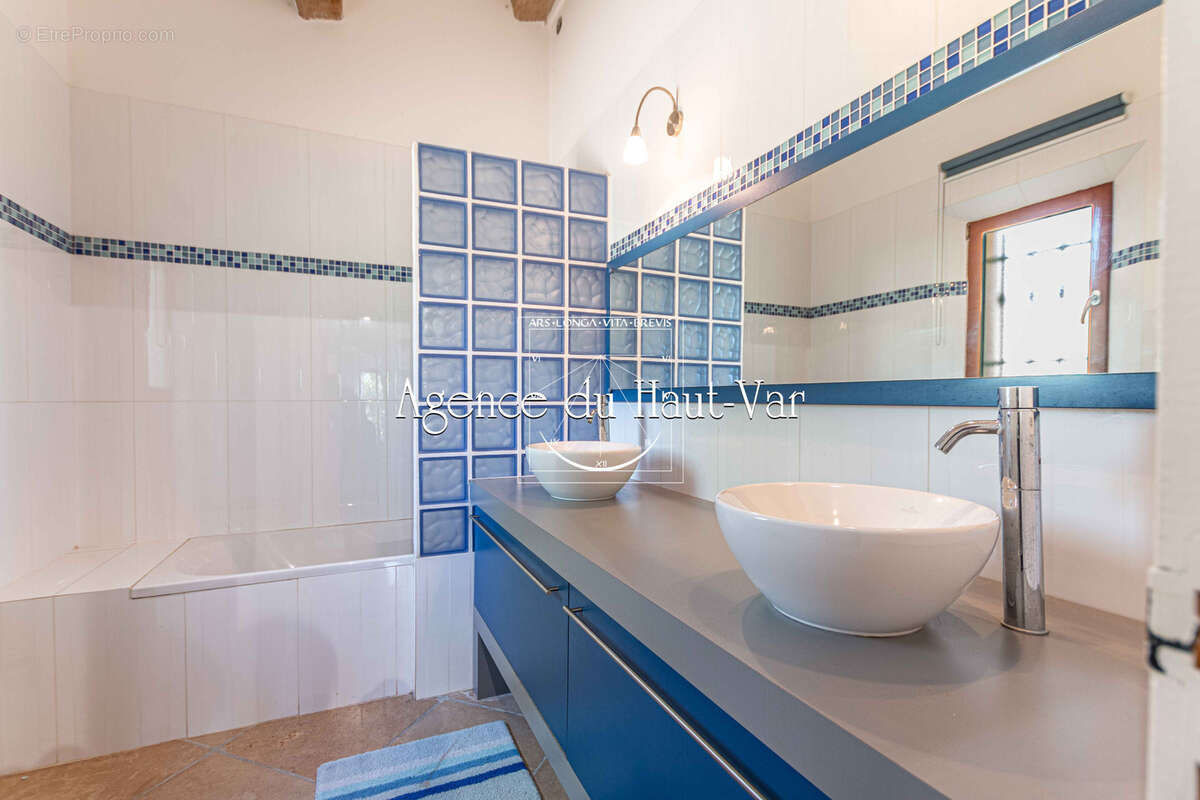 Superbe villa moderne, 4 chambres, 3300m2 de terrain - photo 30